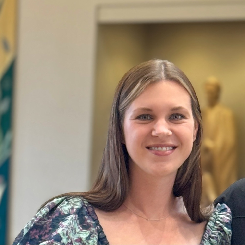 Meet your Posher, Danielle